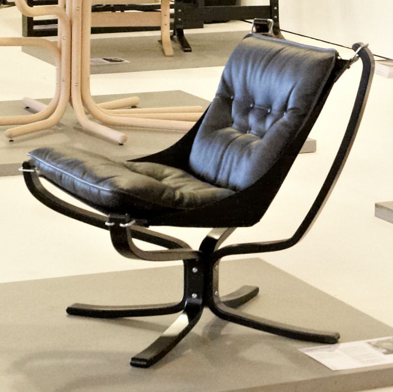 Falcon Chair